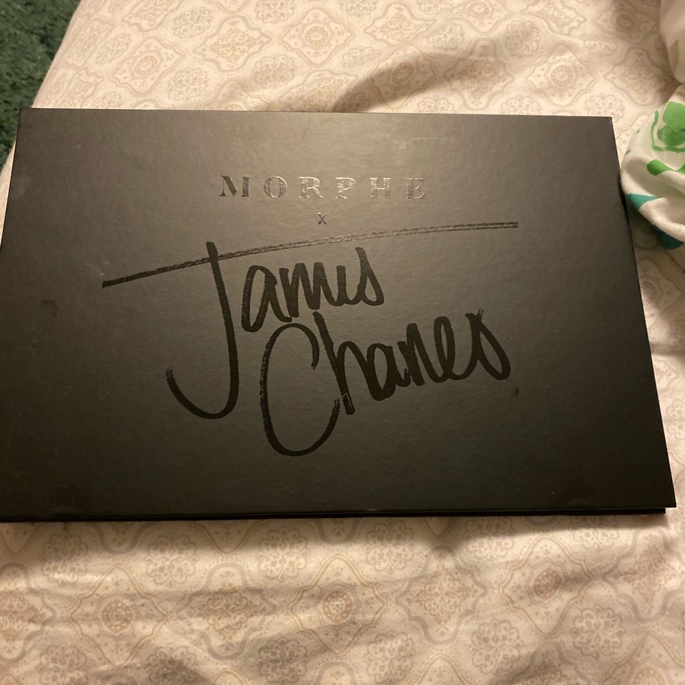 Morphs X James Charles Artistry palette